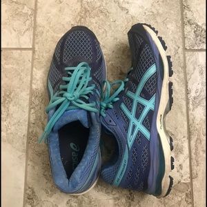 Women’s Asics Tennis Shoes